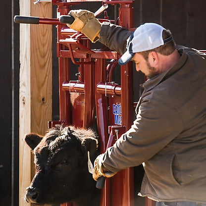 Tarter CattleMaster Series 3 Automatic Headgate for Cattle Up to 1,200 lb., 19-1/2 in. x 41 in. x 72 in., Red, 223 lb.