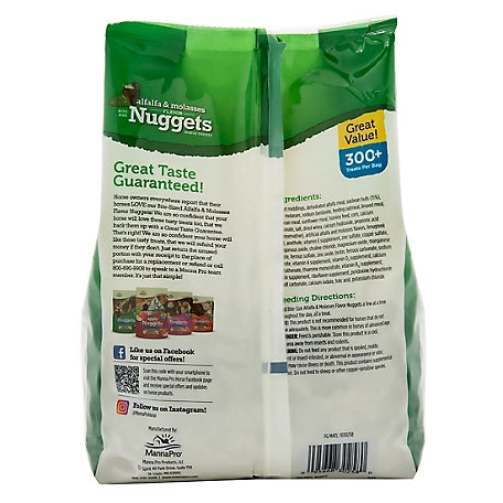 Manna Pro Alfalfa and Molasses Nugget Horse Treats, 4 lb.