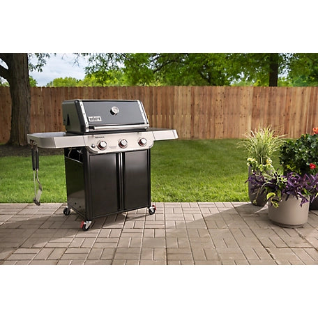 Weber Genesis E-315 Gas Grill (Liquid Propane)