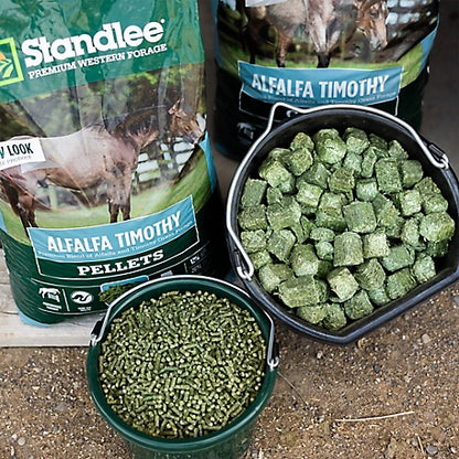 Standlee Premium Western Forage Premium Alfalfa/Timothy Hay Cube Horse Feed, 40 lb.