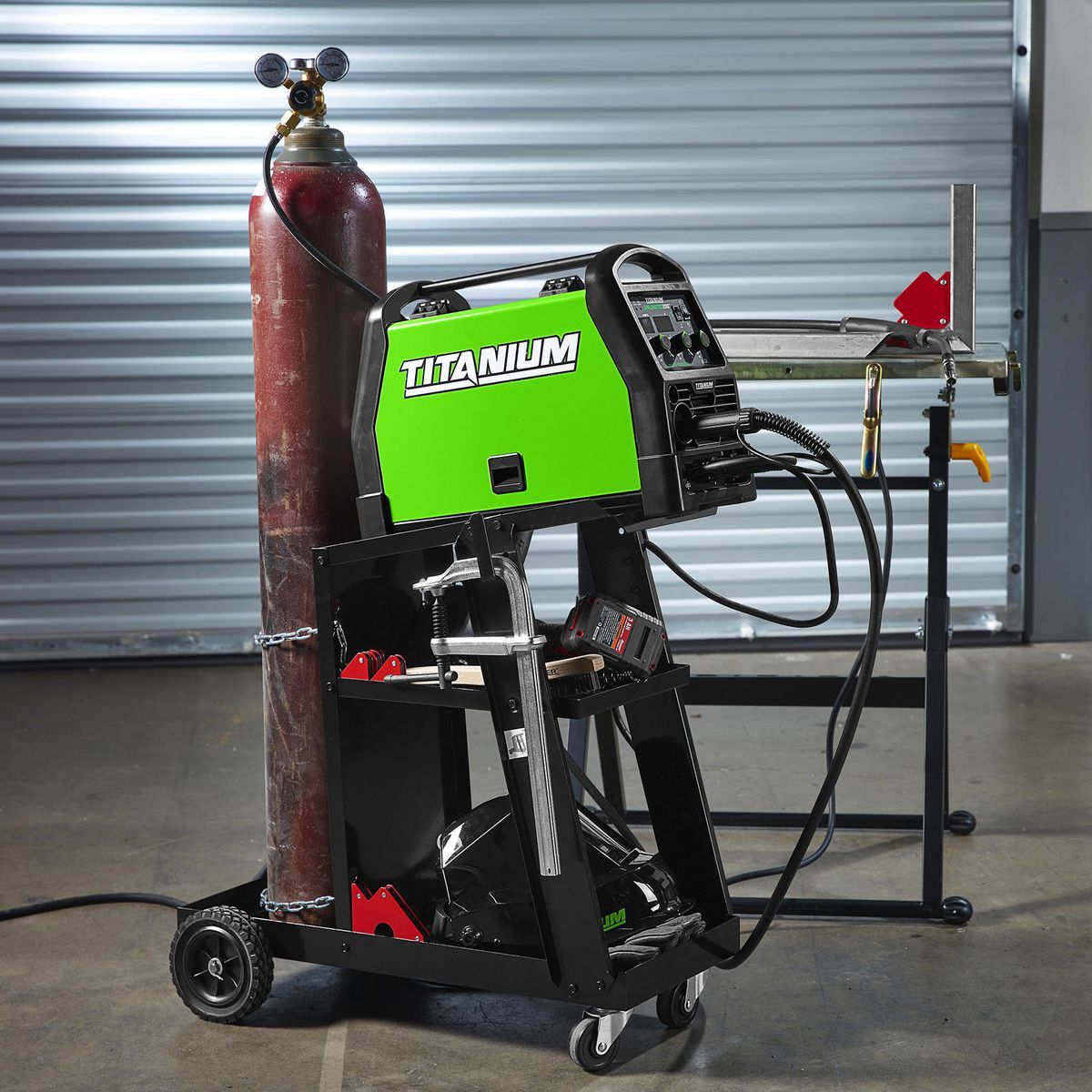 CHICAGO ELECTRIC 100 lb. Capacity Welding Cart